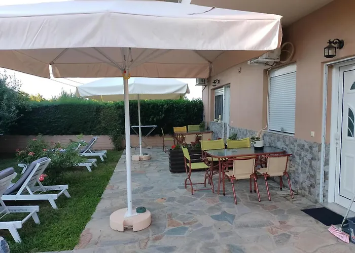 Alexandra's Garden Apartmán Paliouri