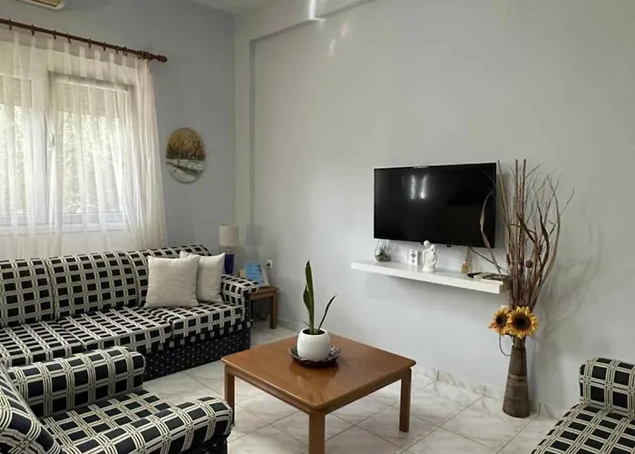 Alexandra's Garden Апартаменты Палиури