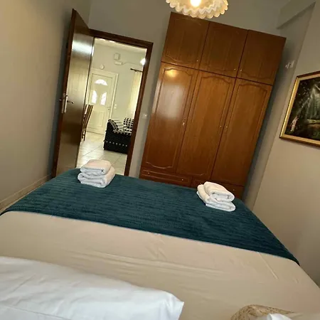 Alexandra's Garden 아파트 *