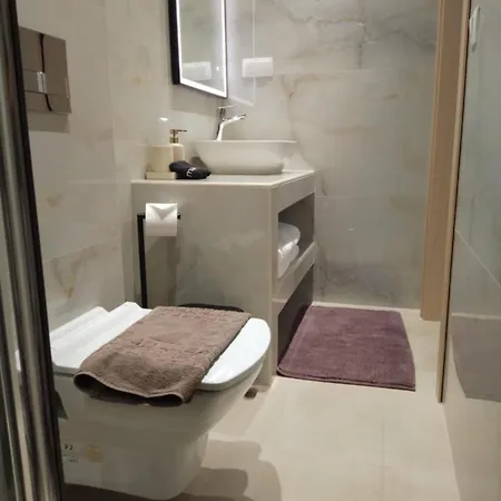 아파트 Alexandra's Garden 팔리오우리