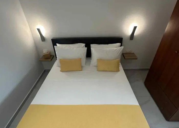 Alexandra's Garden *